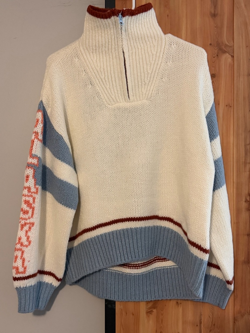 BDG Lizzie Alaska Husky Graphic Quarter Zip Pullover Sweater XS BNWT - Picture 6 of 10